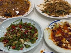 -鑫巴蜀小镇 · 水煮鱼专研店(玉桥店)