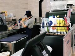 -瑞幸咖啡(万科红立方大厦店)
