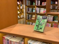 -新华文创·光的空间
