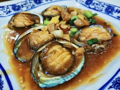 -鑫悦楼煎蟹·16年海鲜大排档