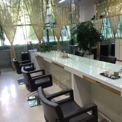 -CARR SALON