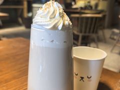 桂花乌龙牛乳茶-谷咖啡·鲜花绿植花园餐厅