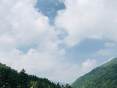 -官滩沟风景区