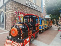 -王府井奥莱棋盘山小镇