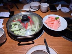 -吃饭皇帝大土家民族菜(荟聚店)