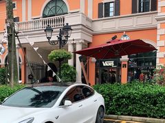 -佛罗伦萨小镇广佛名品奥特莱斯(疏港路店)