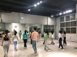 -星秀丽模特T台·舞蹈师资培训中心