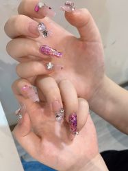 -UGIRL有个美甲