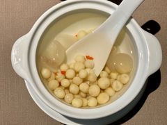 杏仁鸡头米-荣轩(新荣记环球金融中心店)