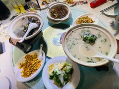 清炖南湾鱼头汤-豫菜·信阳宴(南河沿大街店)