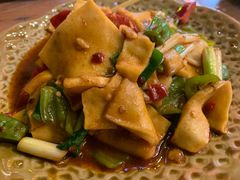 苗王豆腐-古城苗家土菜馆(河景餐厅店)