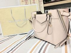 -枫叶小镇奥特莱斯