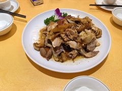 -鹏城人家海鲜酒家·23年老字号(较场尾店)