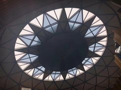 -上海滴水湖皇冠假日酒店