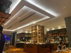 -阿纳迪酒店·秘境西餐厅