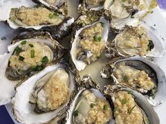 蒜蓉蒸大生蚝-广胜通达海鲜食府(黄沙店)