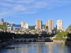 -包整·丝娃娃(一览甲秀楼风景店)