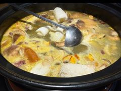 -一朵菌·野生菌探索家火锅(南亚店)