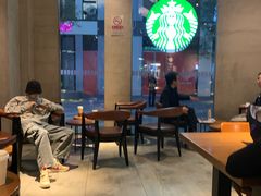 大堂-星巴克(北京三里屯SOHO一店)