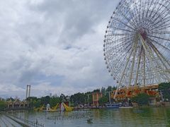 -七彩云南欢乐世界