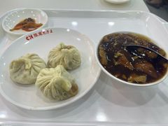 -陈寔包子王·卤煮小肠·京味小吃(龙潭店)