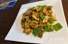 Bamboo Shoots Stir-Fried with Pork Slices