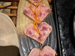 -老牌坊云南鱼豆花火锅(爱建店)