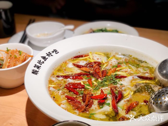 太二酸菜鱼(骏壹万邦店)老坛子酸菜鱼图片