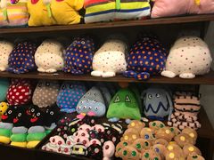 -莓园冰淇淋店