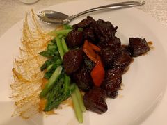 黑金雪花牛肉粒-上海和平饭店龙凤厅 Dragon Phoenix
