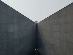 -知美术馆