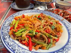 -赣南粉局·赣菜夜排档(新天地店)