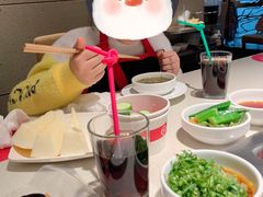 -海底捞火锅鲜切牛肉主题店(长寿路店)
