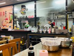 -碗底挑•湖南小炒粉面饭(大望路店)