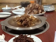 -聚首堂·特色小吃·肘子(什刹海德胜门店)