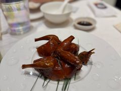 玻璃乳鸽-香港龙凤楼(陆家嘴中心店)