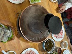 -楼外楼大刀肉传统火锅居(博学路店)