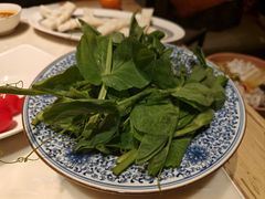 -尚尚仙·酸汤猪手·猪肚鸡火锅(华联万柳购物中心店)