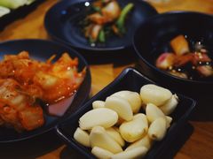 -肉甲韩国木炭烤肉(新壹街1店)