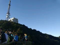 -黄山阿拉酒店(黄山风景区换乘中心店)