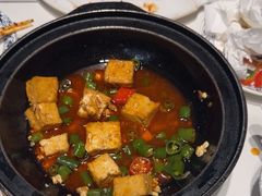 -三江源美食城