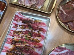 -汉城烤肉·黑金冠(华山路店)