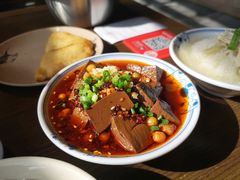 -肖四女乐山跷脚牛肉(南汇大学城生活广场店)