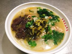 -文山荷鲜居(翠湖店)