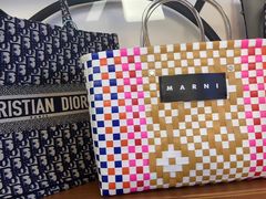 -小飞侠奢侈品回收 寄卖 养护(宝山宝龙广场店)