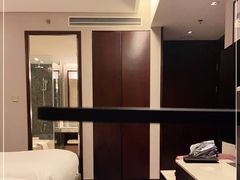 -上海龙之梦万丽酒店