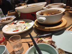 -卢大鲜鱼头捞饭(美利广场店)