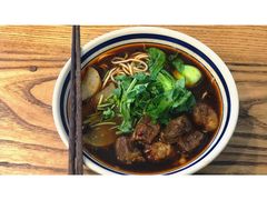 红烧牛腩面-醉牛腩·面小馆