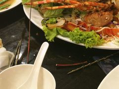 -J Daeng Seafood