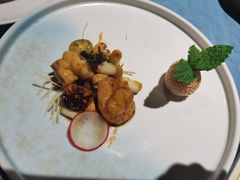 宫爆虾球配成都麻圆-南堂館川菜文化餐厅(天府店)